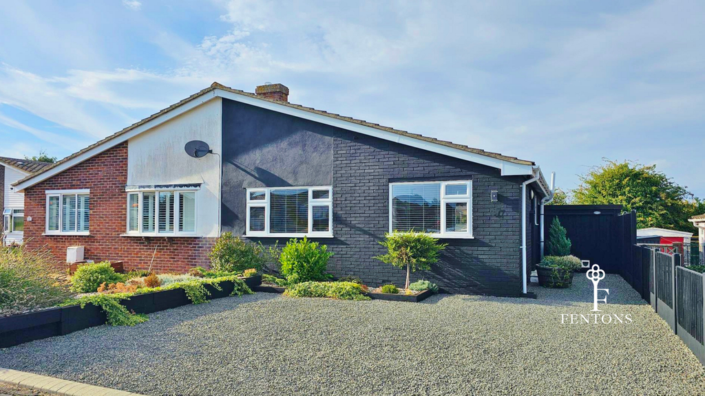 Property photo 1 of 15 Front (Exterior)