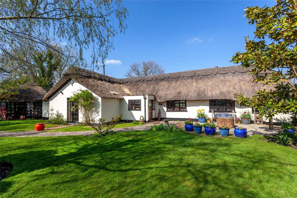 Property photo 1 of 16 Main Photo