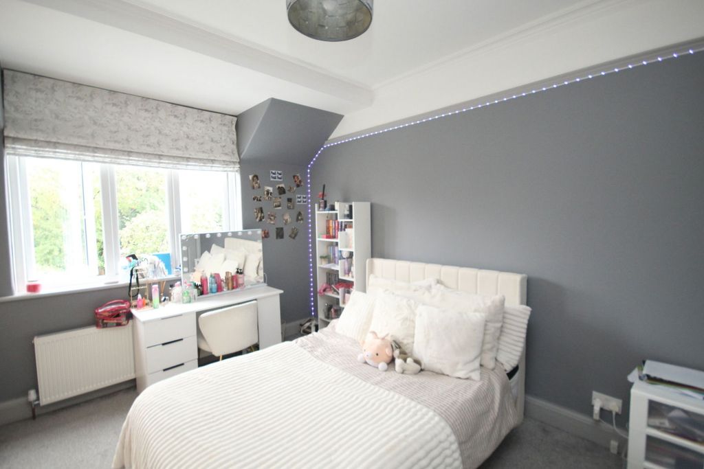 Additional image 8 of 3 bed maisonette for saleMarsh Road, Pinner, Middlesex HA5