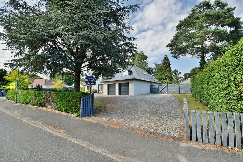 Property photo 3 of 33