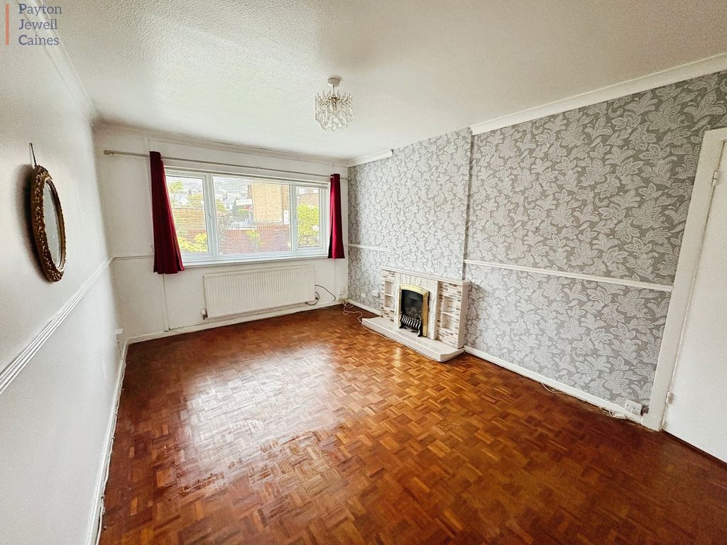 Property photo 2 of 9 Not Specified