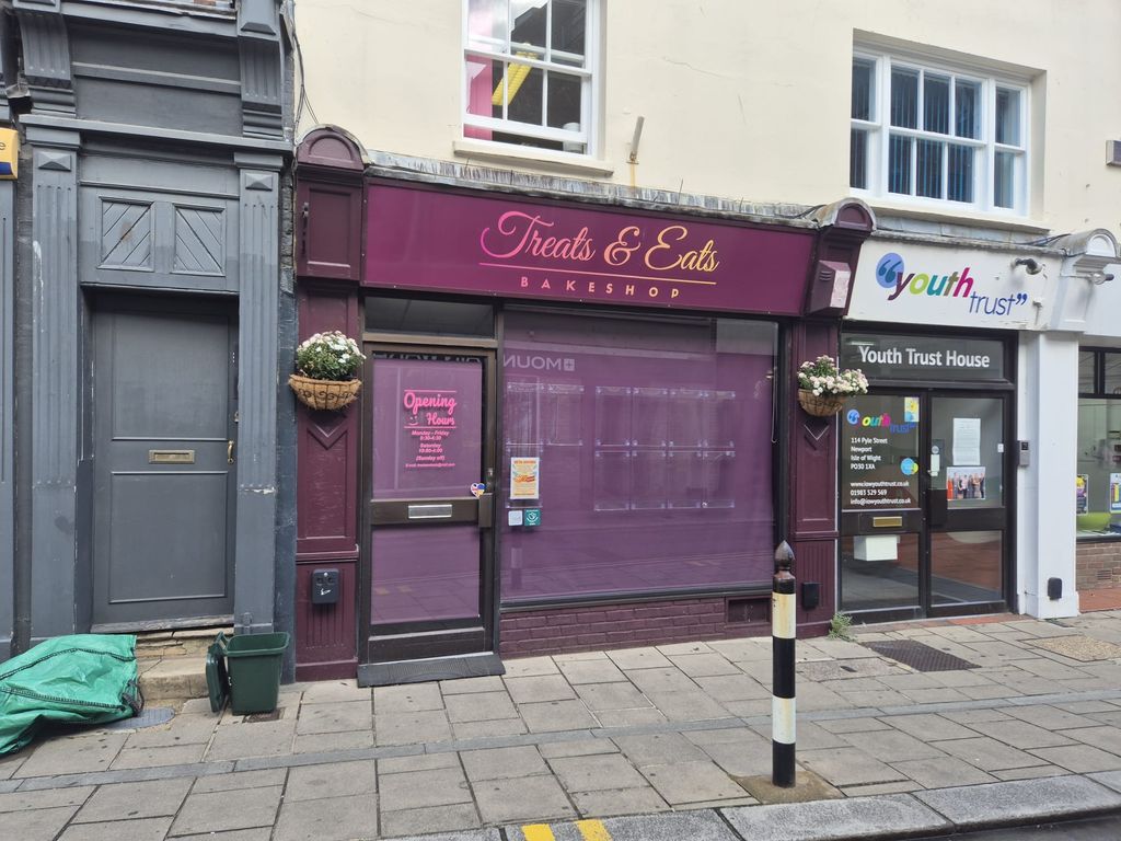 Property photo 1 of 3