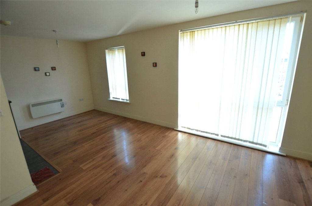 Property photo 2 of 8 Picture No. 08