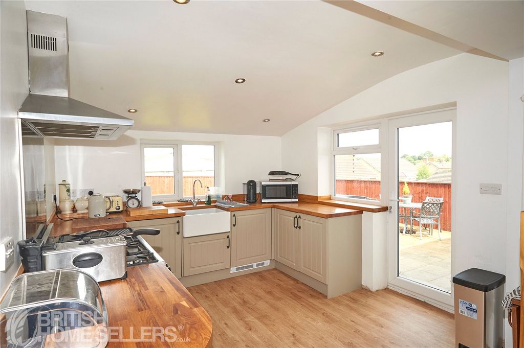 Property photo 3 of 13 Picture No. 09