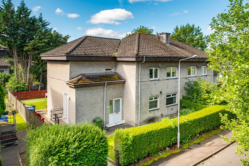 Property photo 1 of 32