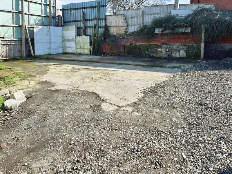 Property photo 2 of 11