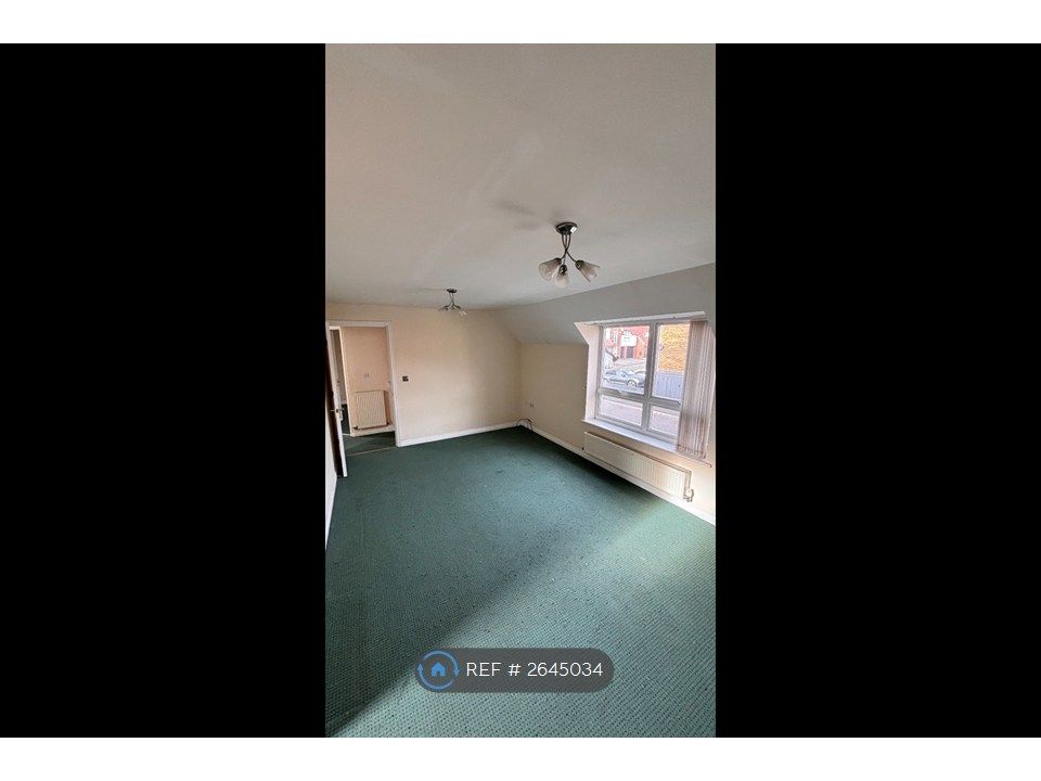 Property photo 2 of 7 Lounge