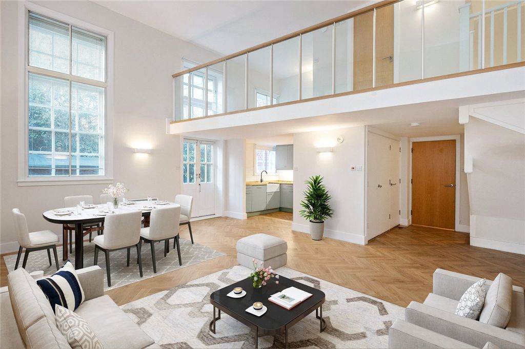 Property photo 3 of 8 Reception Room