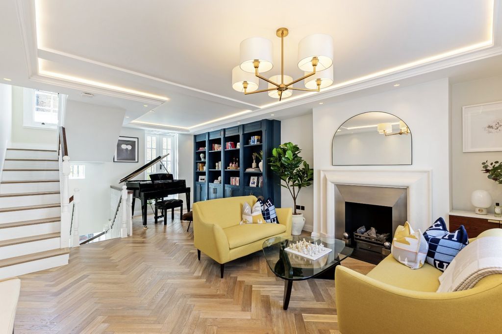 Property photo 1 of 22 Reception Room