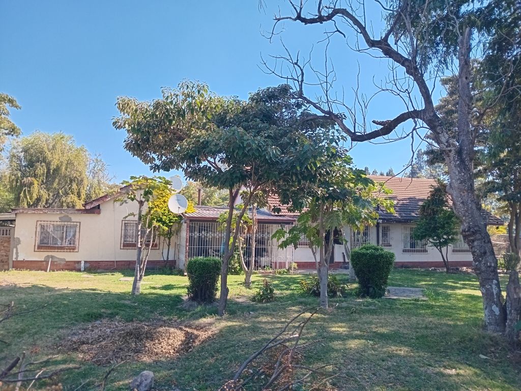 Property photo 1 of 8