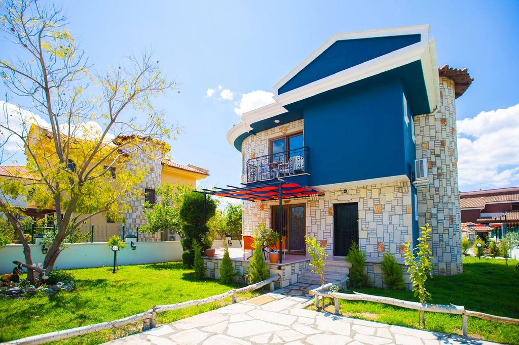 Property photo 1 of 21 A Colorful Dalyan Villa For Sale With A Private Pool - A Unique And Vibrant Private Villa With Large Plot