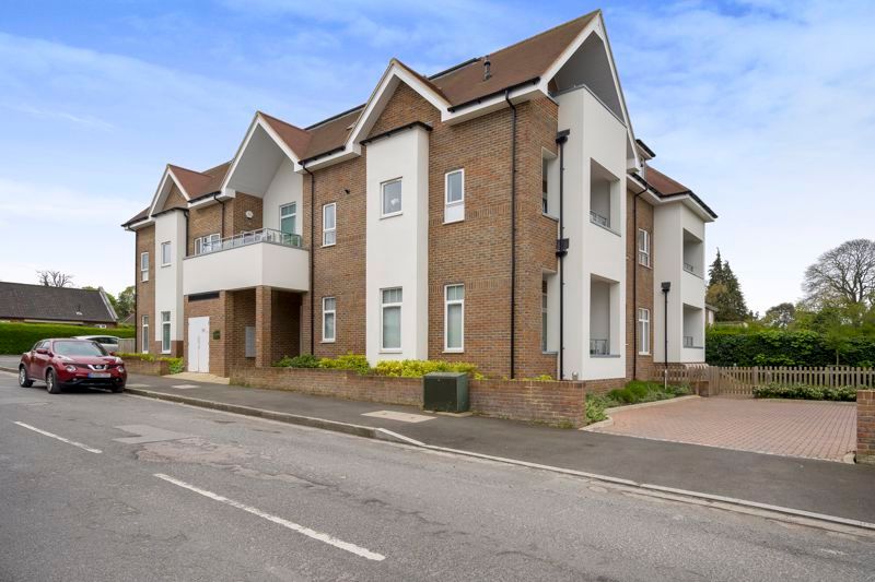 Property photo 1 of 17 External