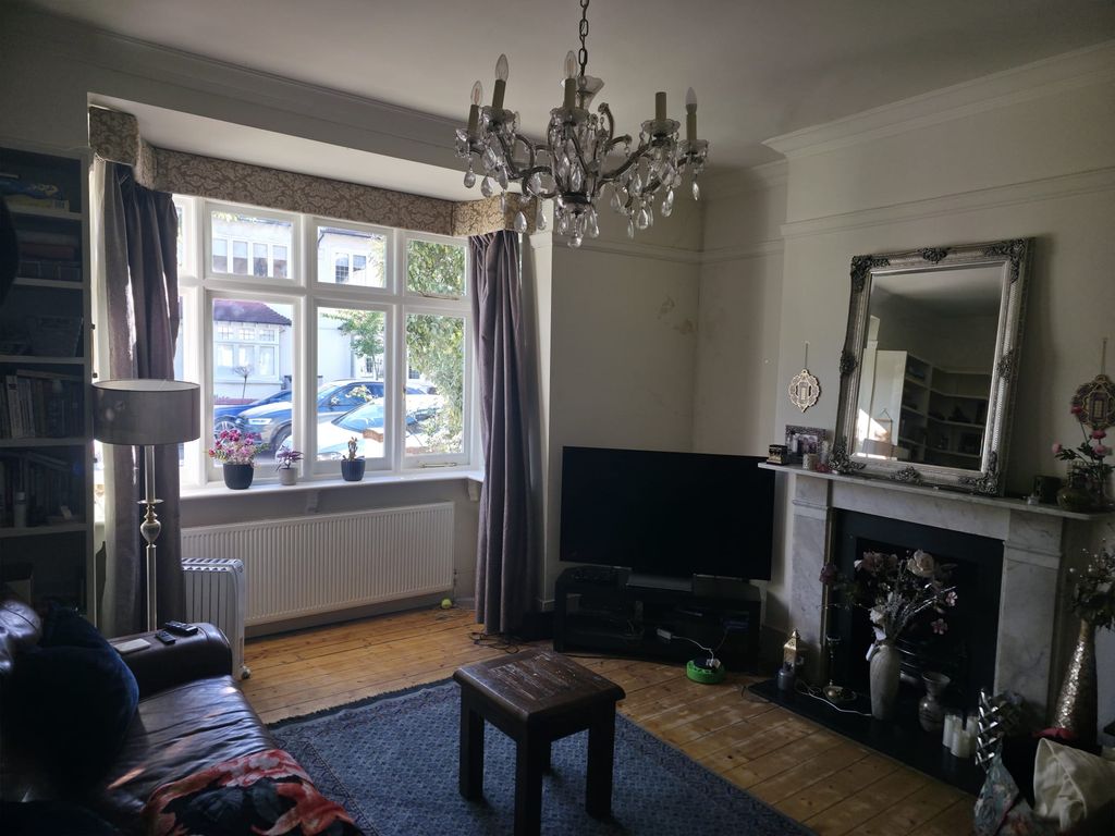 Property photo 2 of 15