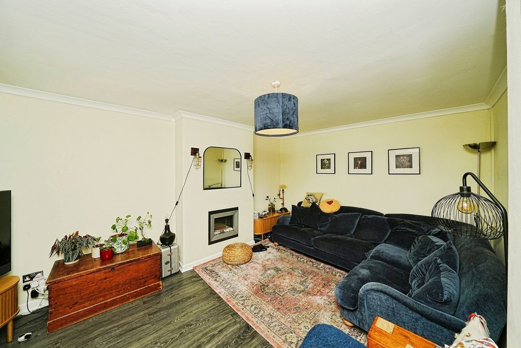Property photo 3 of 14 Pbox-Img.Jpg