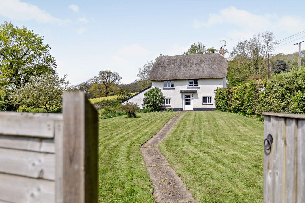 Property photo 1 of 20 Pynes Hill Cottage