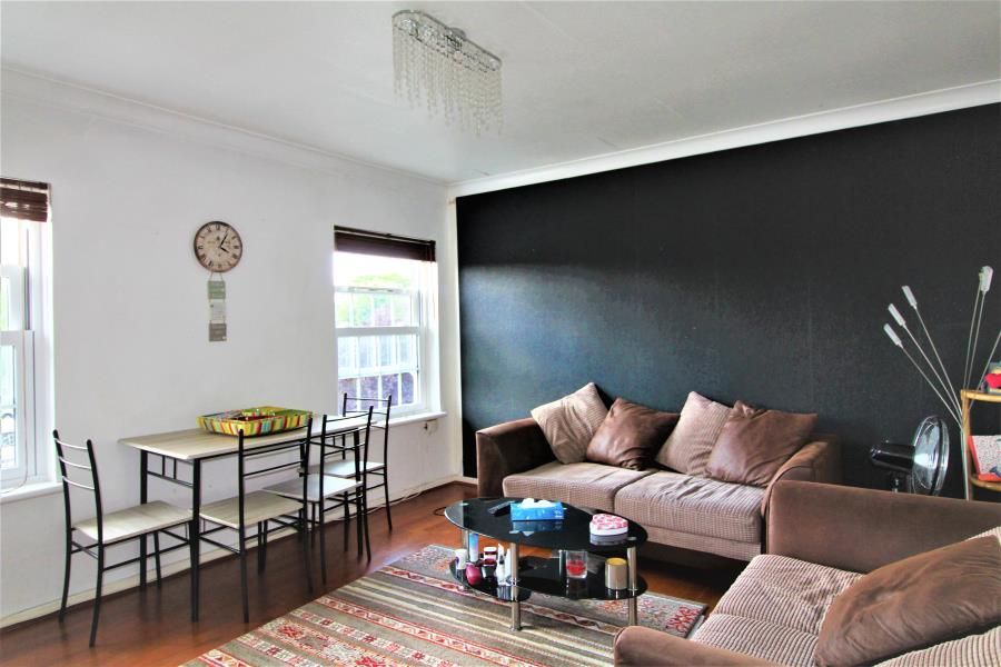 Property photo 1 of 4