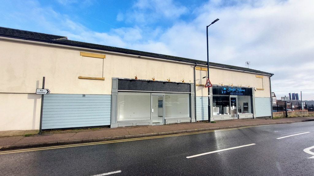 Property photo 1 of 7 Photo 4