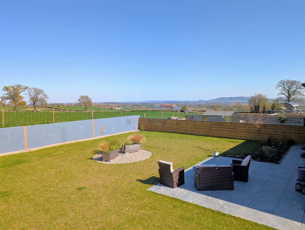 Property photo 2 of 21 Image00023.Jpeg