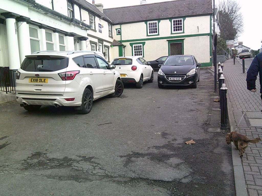 Property photo 2 of 8 Photo 7