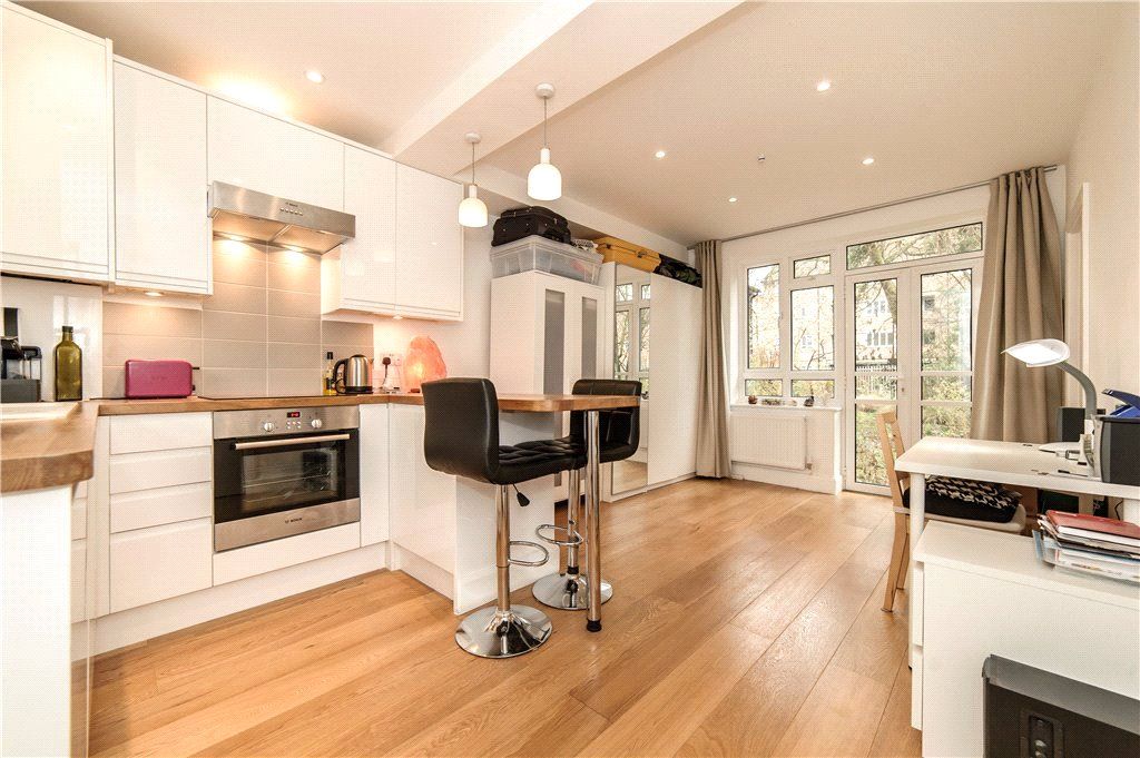 Property photo 1 of 6 Reception/Kitchen