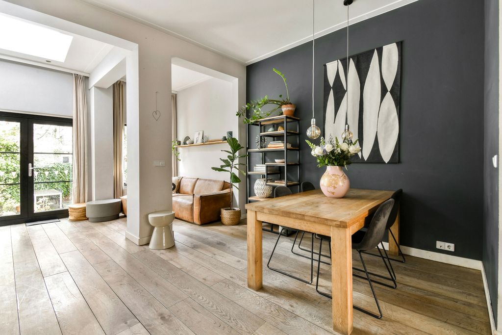 Property photo 3 of 37