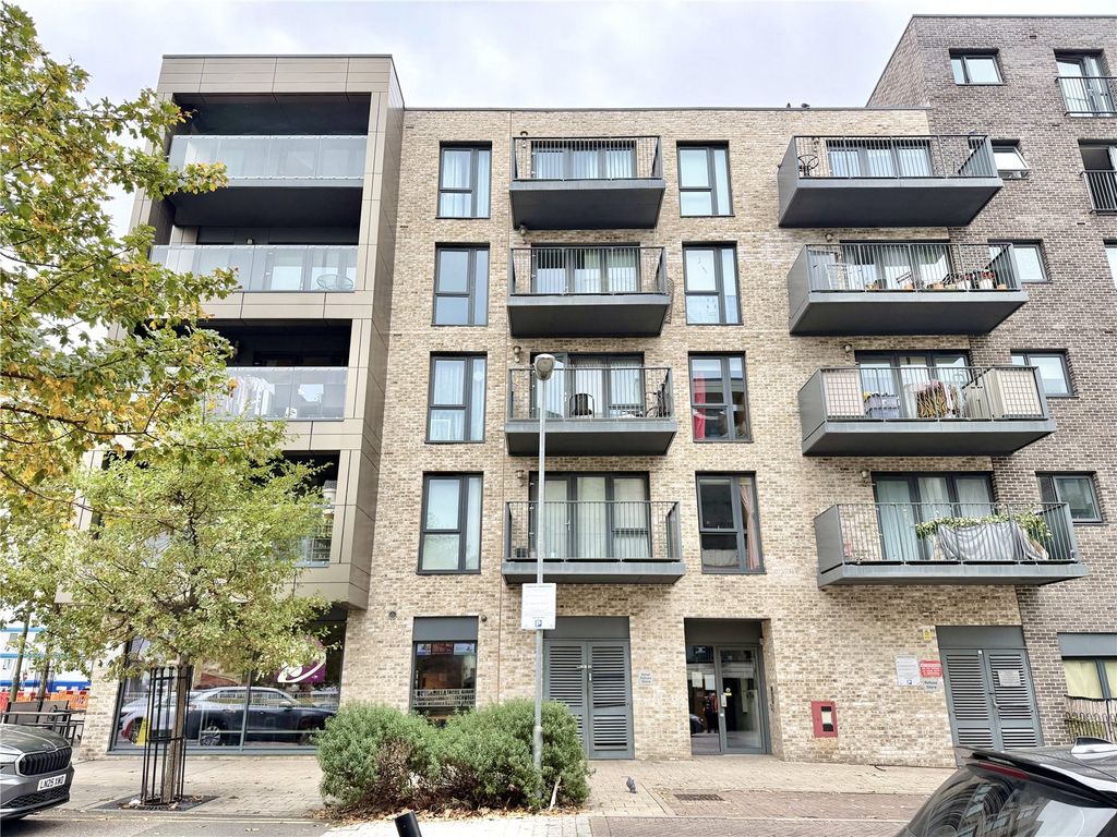 Property photo 1 of 17 Picture No. 14