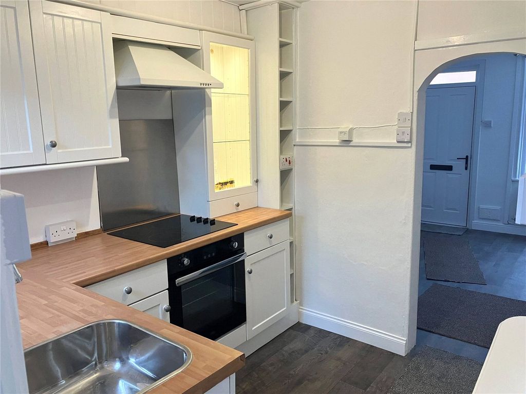 Property photo 3 of 22 Picture No. 15