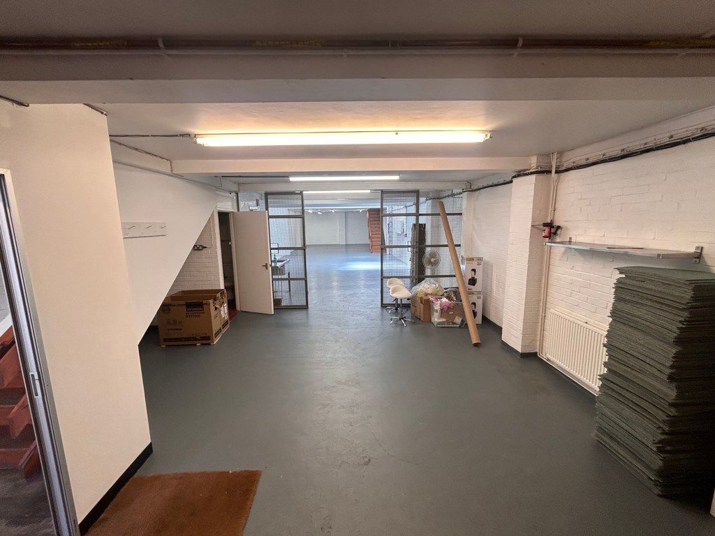 Property photo 2 of 9 Photo 11