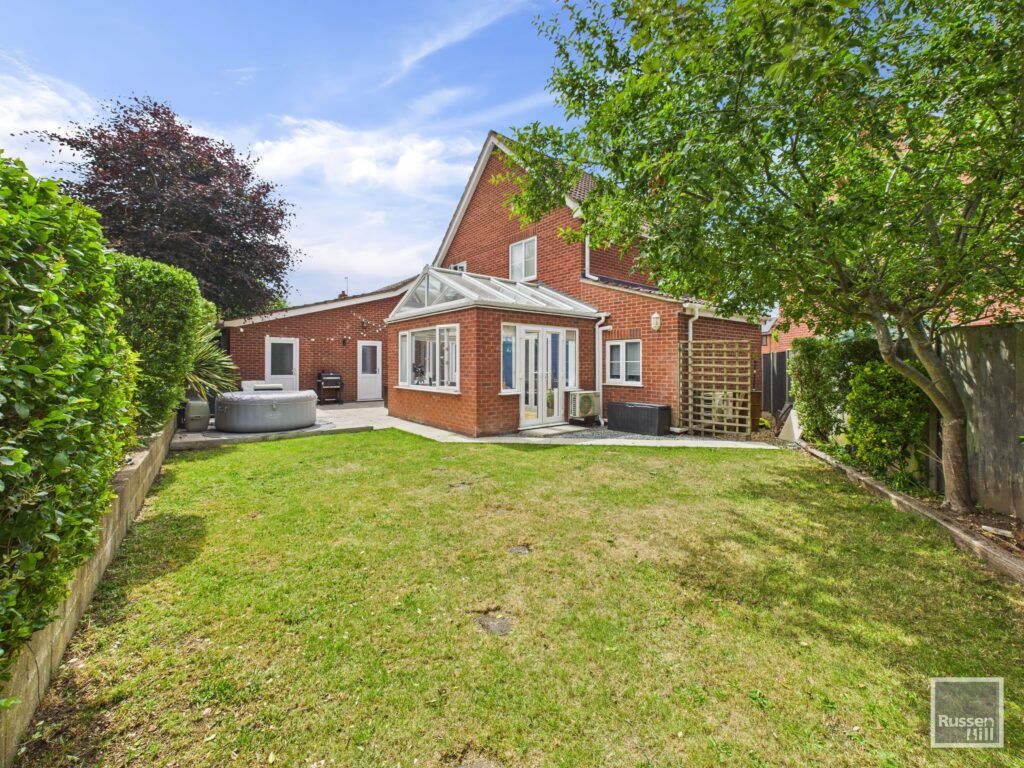 Property photo 3 of 36