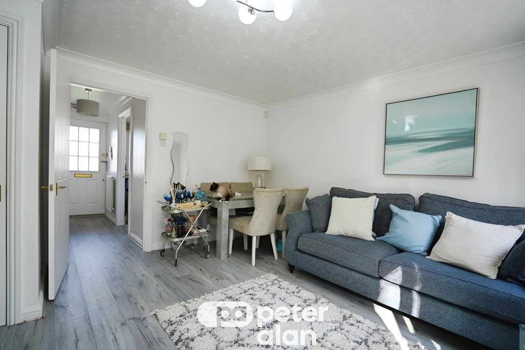 Property photo 3 of 14