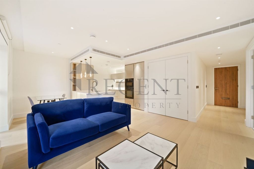 Property photo 2 of 12 Open Plan