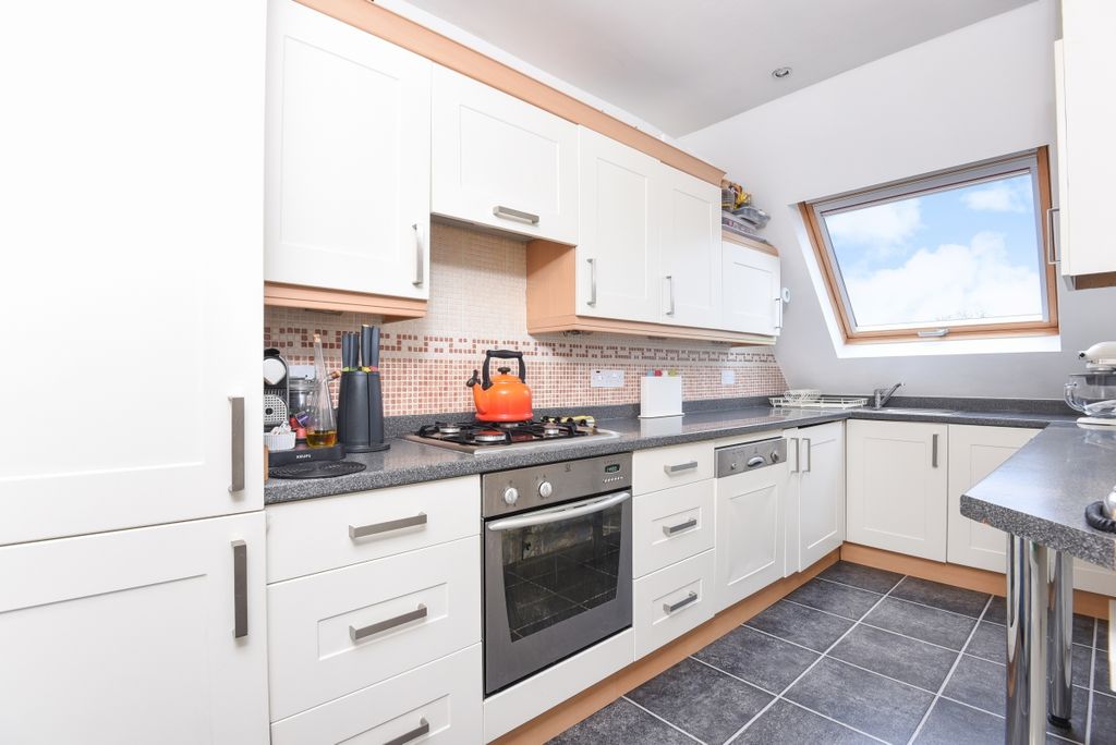Property photo 2 of 7 234827 (3)c