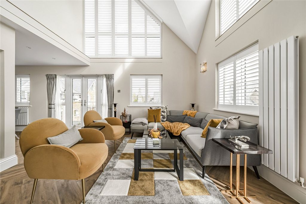 Property photo 3 of 17 Picture No. 50