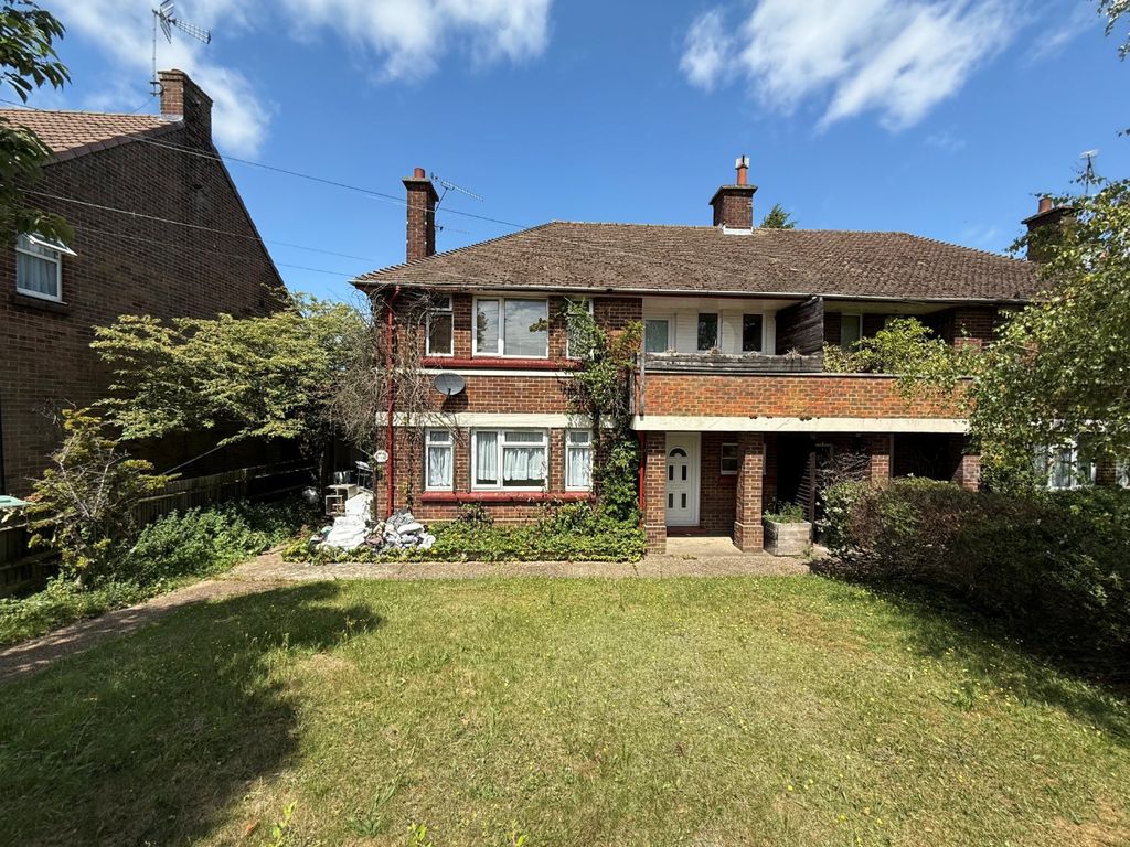 Property photo 1 of 6 4287611