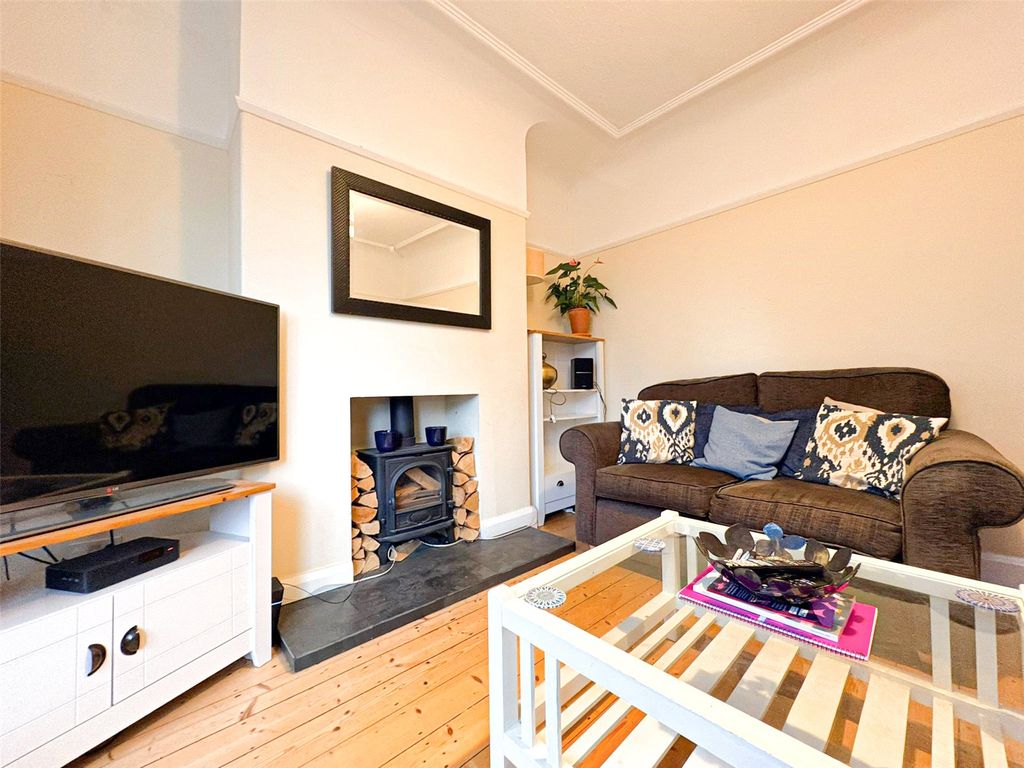 Property photo 3 of 13 Picture No. 02