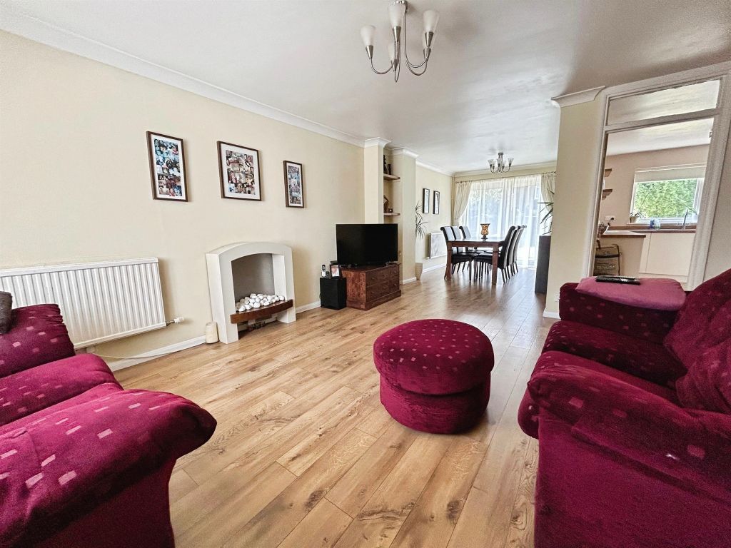 Property photo 3 of 18