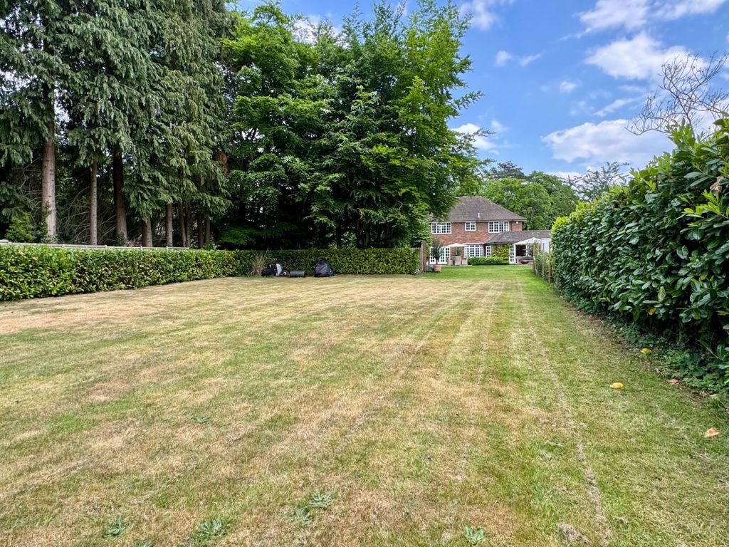 Additional image 40 of 4 bed detached house for saleGodalming, Surrey GU7
