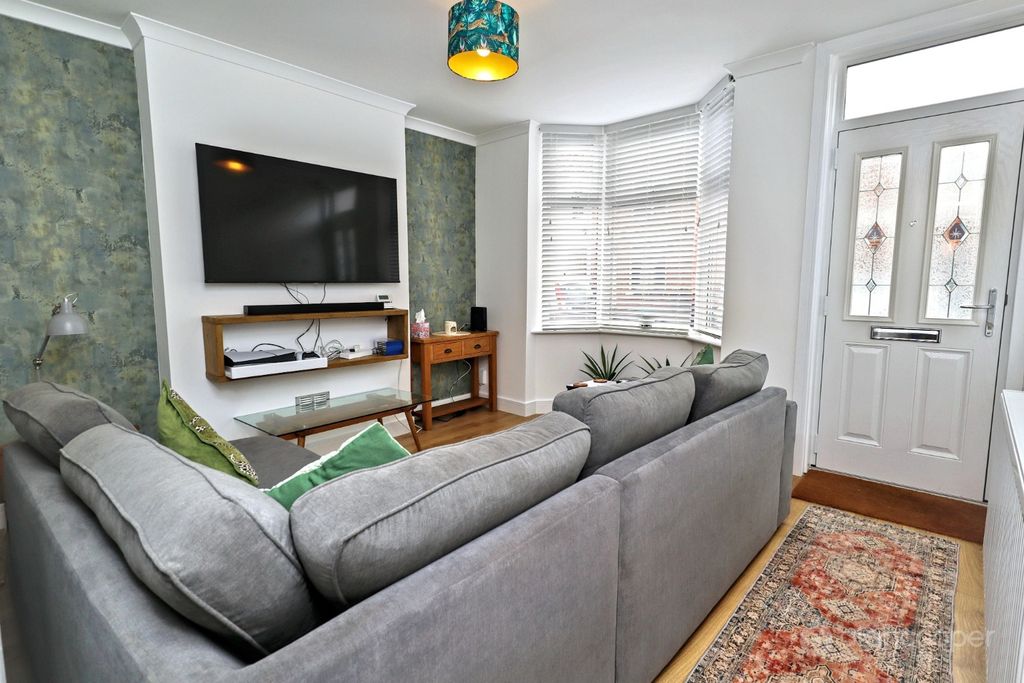 Property photo 2 of 20 4847192
