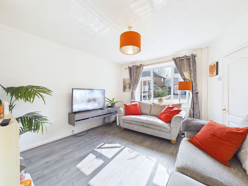 Property photo 3 of 14 4998657