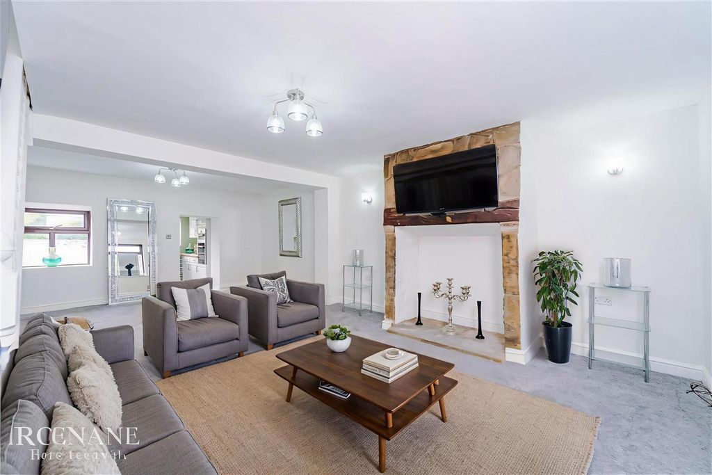 Property photo 1 of 31 24 - 0.Jpg