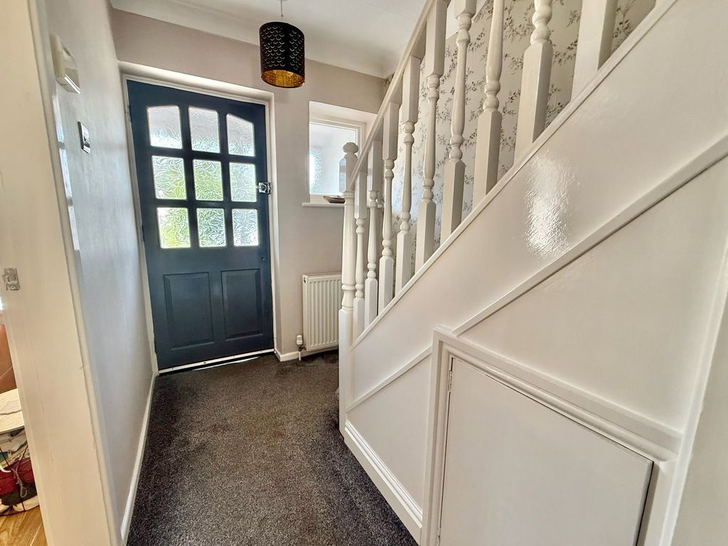 Property photo 3 of 29