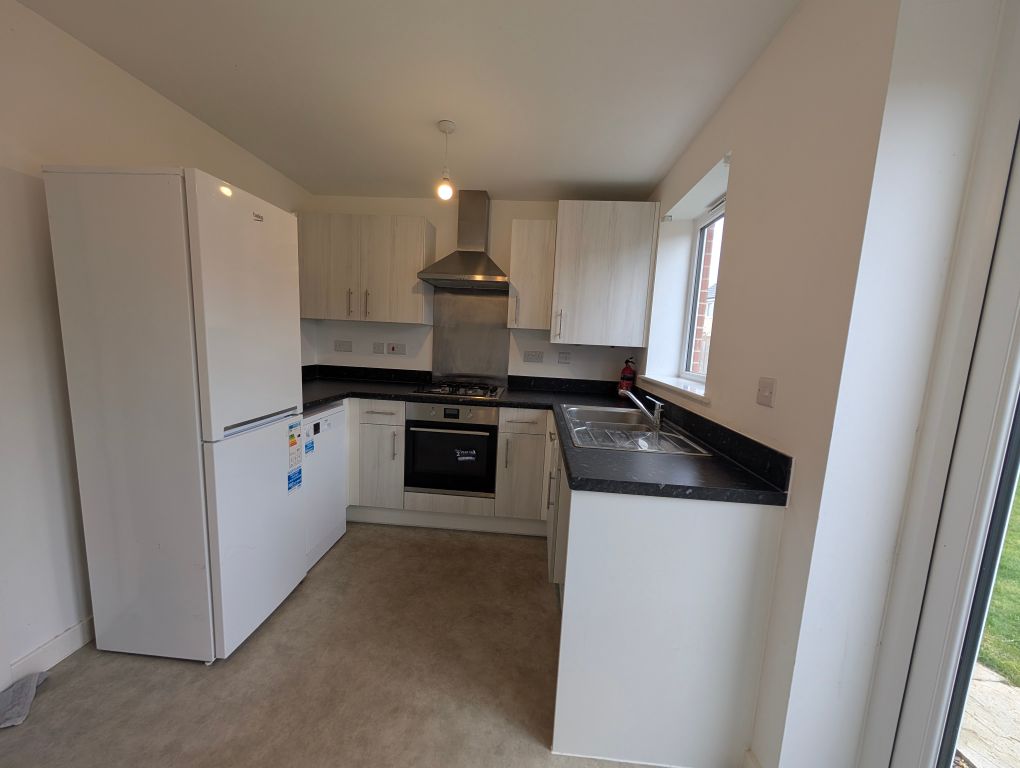 Property photo 2 of 11 Pxl_20251028_132510821