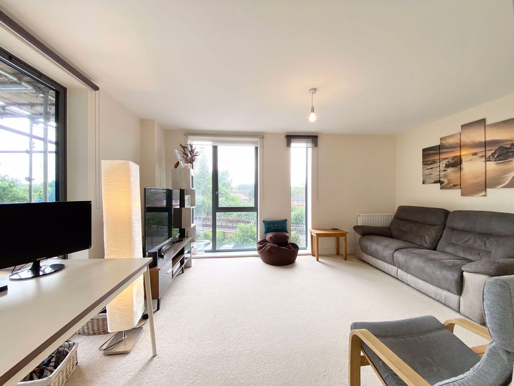 Property photo 1 of 8 Reception Room