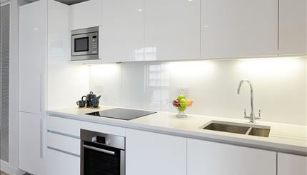 Property photo 3 of 7 Kitchen