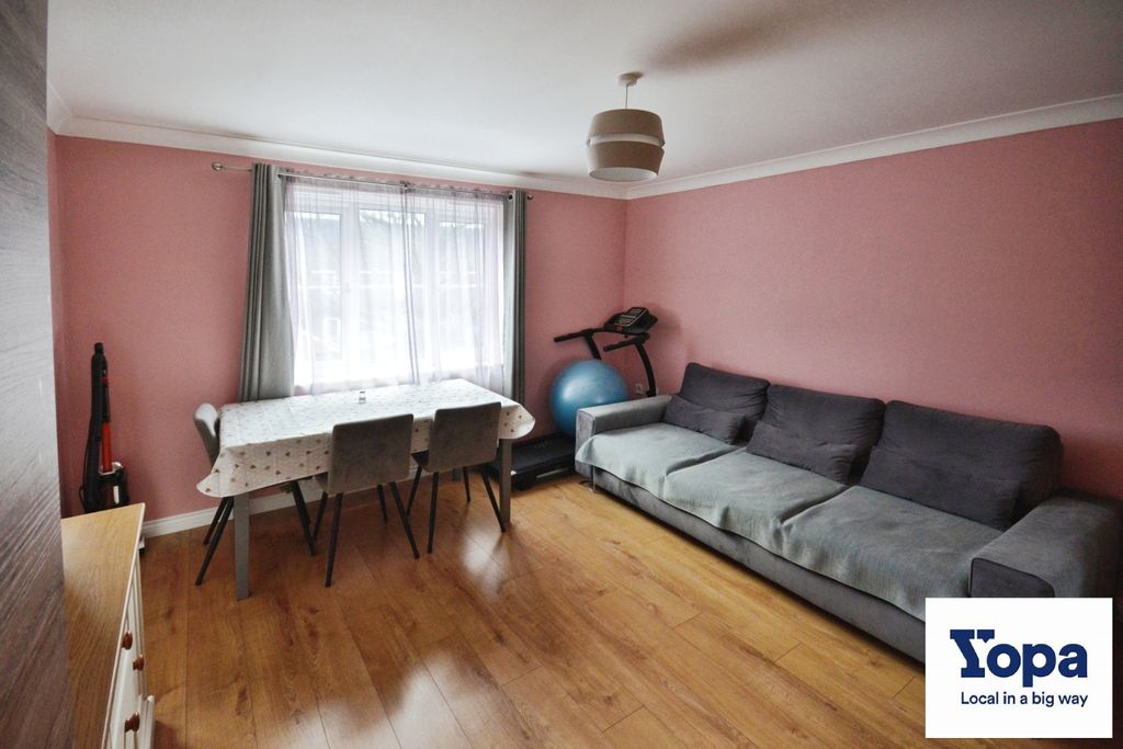 Property photo 2 of 13 Photo #2