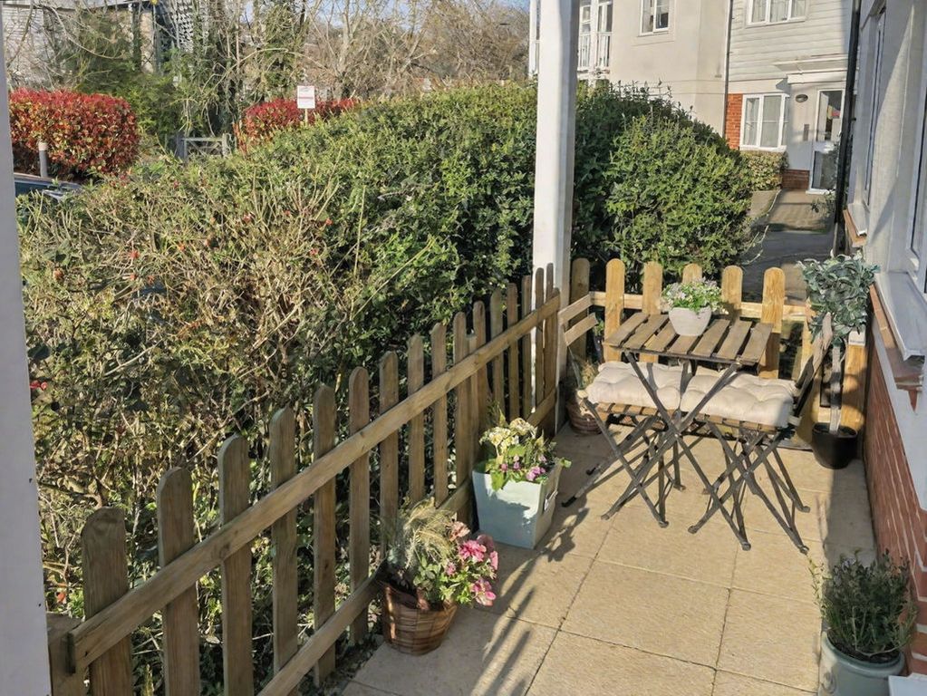 Property photo 2 of 7 Photo 8