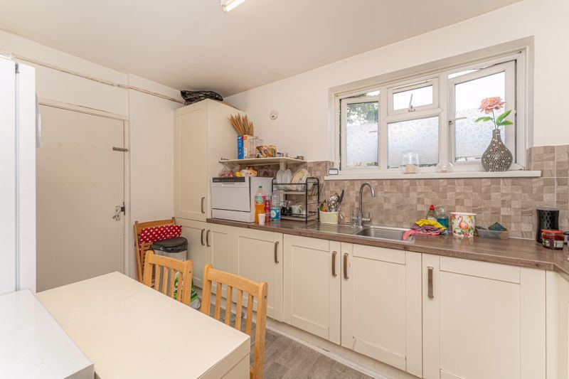 Property photo 2 of 19 Photo 16