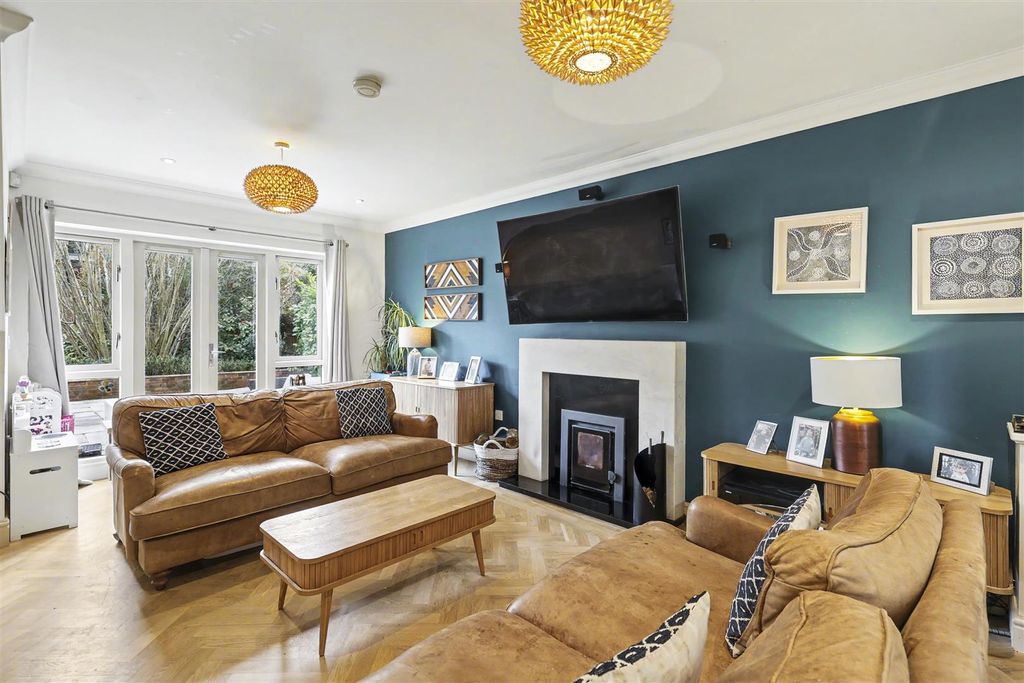 Property photo 3 of 31 Bellrope_27.Jpg