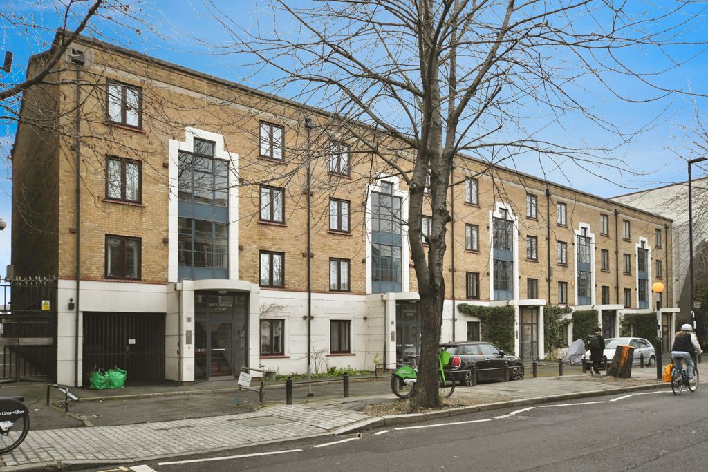 Property photo 1 of 16 Photo #1