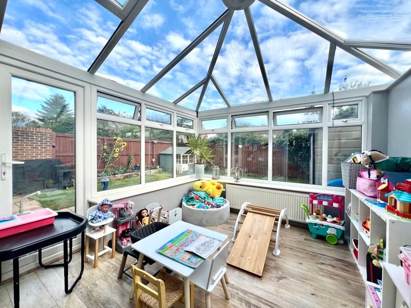 Property photo 3 of 19 Conservatory